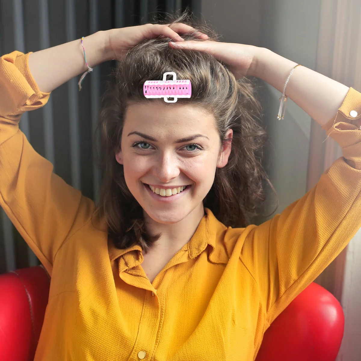 6Pcs Creative Hair Rollers Set Large Size Self-Gripping Curling Tool for Natural Looking Waves Fringe Styling Salon Use
6Pcs Creative Hair Rollers Set Large Size Self-Gripping Curling Tool for Natural Looking Waves Fringe Styling Salon Use