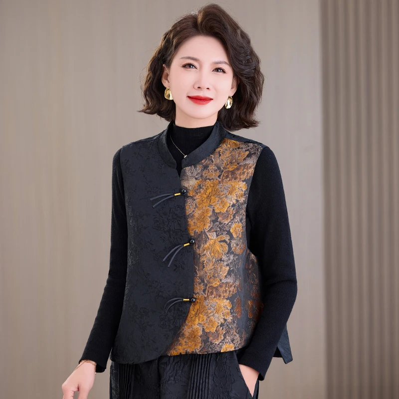 Новый женский комплект из хлопкового жилета и повседневных брюк больших размеров в китайском стиле, осенне-зимний, утепленный, для повседневной носки
Новый женский комплект из хлопкового жилета и повседневных брюк больших размеров в китайском стиле, осенне-зимний, утепленный, для повседневной носки