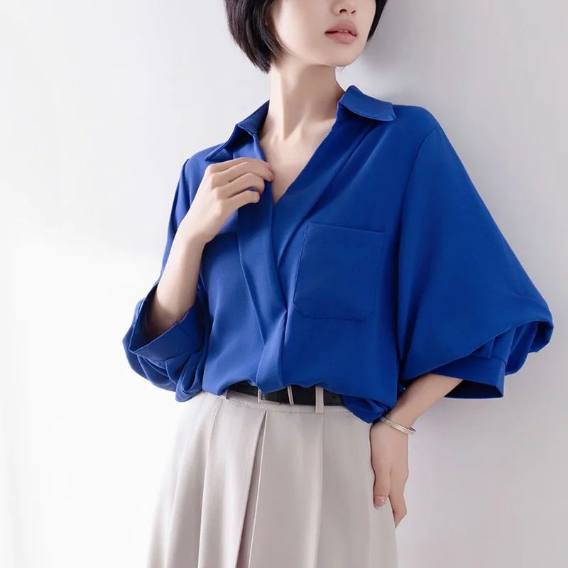 2025 Summer Minimalist Chic Oversize Women's White Blue Outwear Shirt Short Sleeve Loose Woman Blouse Clothing
2025 Summer Minimalist Chic Oversize Women's White Blue Outwear Shirt Short Sleeve Loose Woman Blouse Clothing