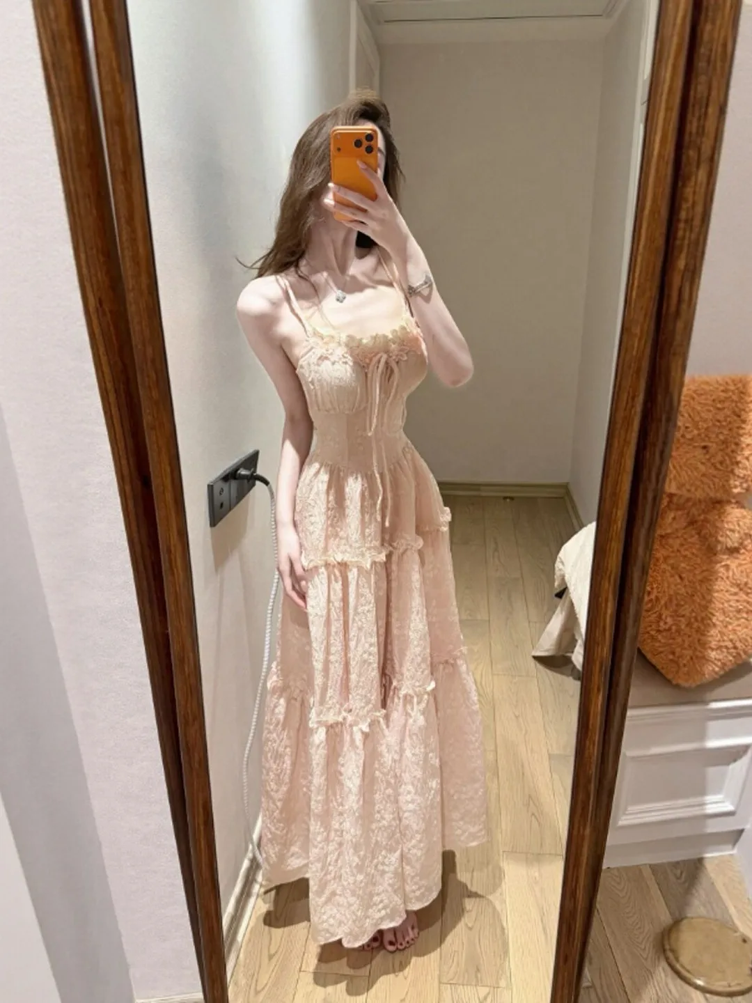 Summer Soft Style Bell Sleeve Long Dress Slimming Waist Tie Detail Cotton Lace Midi Dress City Commute Beach Casual Wear
Summer Soft Style Bell Sleeve Long Dress Slimming Waist Tie Detail Cotton Lace Midi Dress City Commute Beach Casual Wear