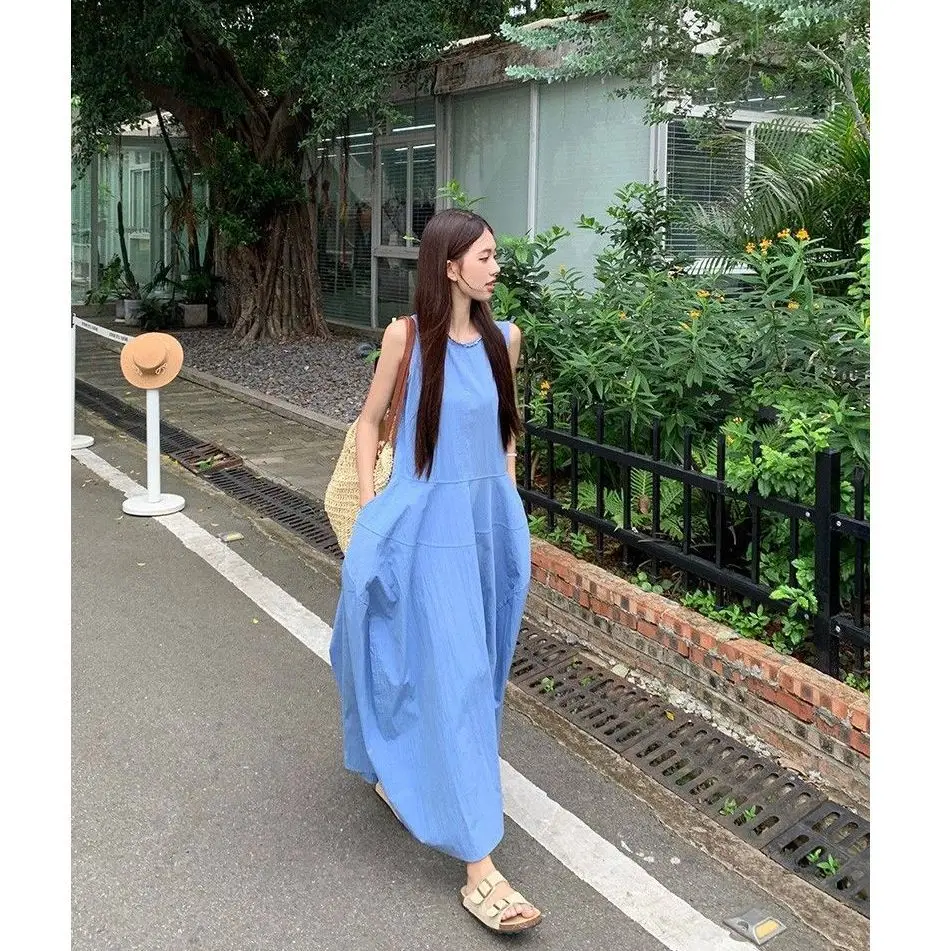 Sweet and Simple Blue Sleeveless Vest Dress Women's Clothing 2025 Summer Loose Casual Big Swing Dress Temperament Long Dress 
Sweet and Simple Blue Sleeveless Vest Dress Women's Clothing 2025 Summer Loose Casual Big Swing Dress Temperament Long Dress