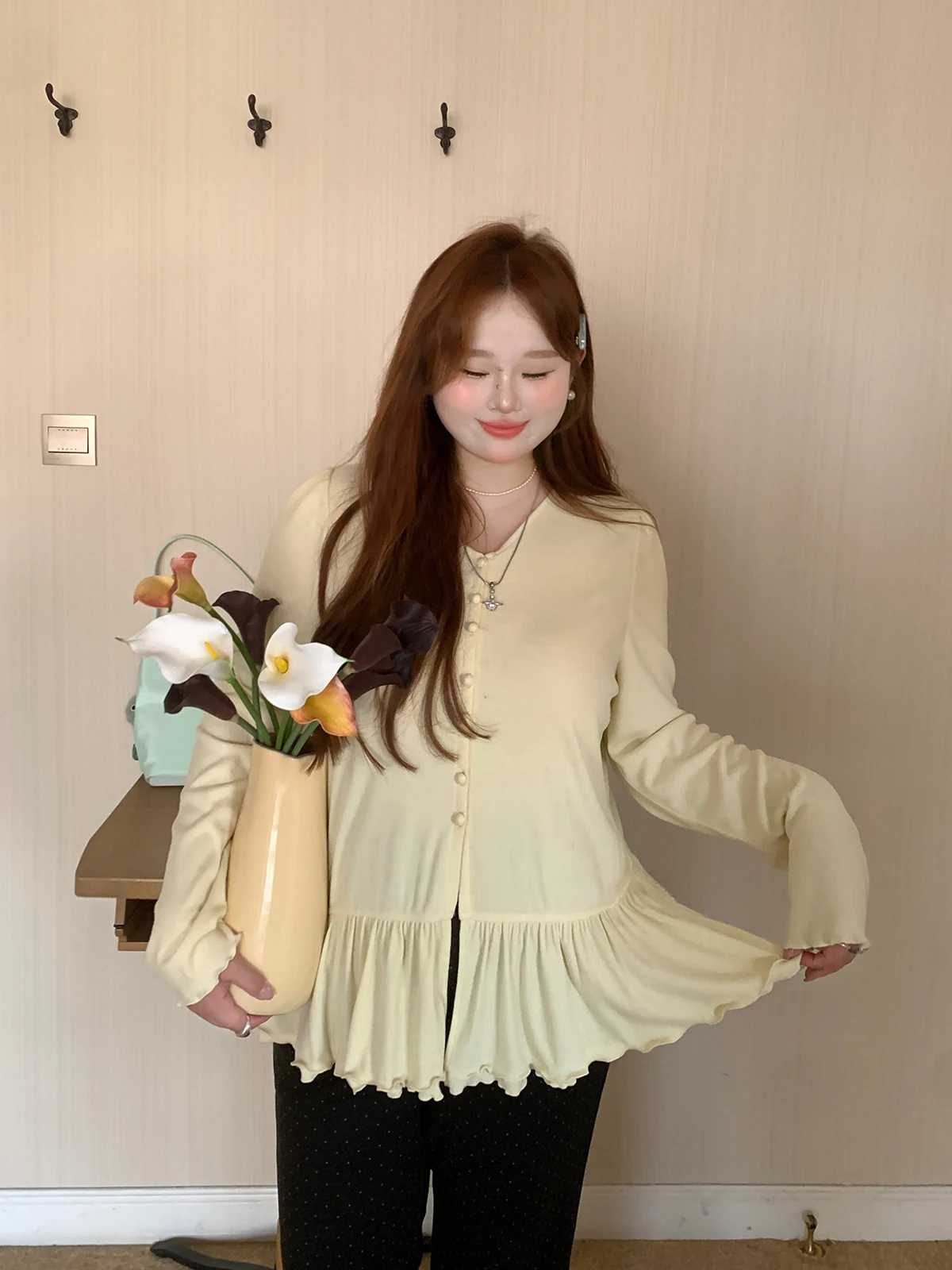 Loose Casual Knitted Sweater Women's V-neck Inner Wear plus Size Spring New Style Micro Plump Long Sleeve Top
Loose Casual Knitted Sweater Women's V-neck Inner Wear plus Size Spring New Style Micro Plump Long Sleeve Top