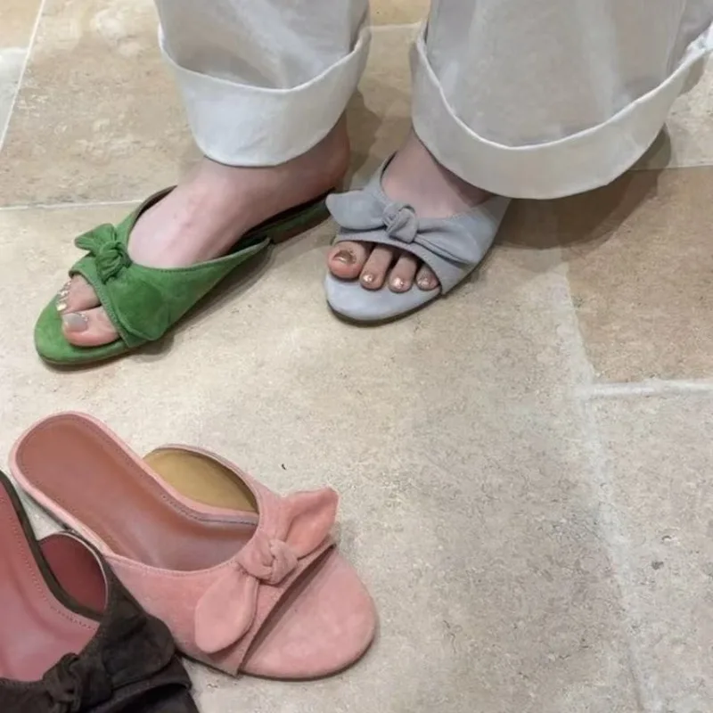 French Block Heel Slippers Soft Sole Slippers Women's 2026 Summer New Temperament Cool Slippers
French Block Heel Slippers Soft Sole Slippers Women's 2026 Summer New Temperament Cool Slippers
