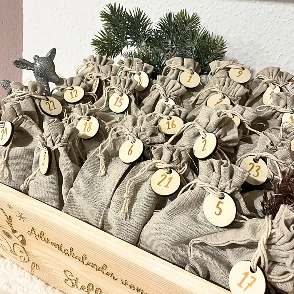 25Pcs Advent Calendar Drawstring Bag with Number Plaque Christmas Countdown Gift Bag Winter Holiday Accessories New Year's Eve
25Pcs Advent Calendar Drawstring Bag with Number Plaque Christmas Countdown Gift Bag Winter Holiday Accessories New Year's Eve