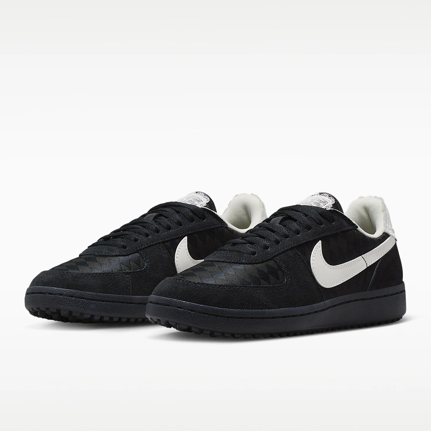 Nike genuine Field General women's wear-resistant thin soled sports shoes IH2487-001
Nike genuine Field General women's wear-resistant thin soled sports shoes IH2487-001