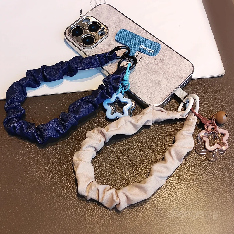 Trendy Women's Phone Wrist Strap - Portable Anti-Drop Lifting Chain, Universal New Arrival with Fashionable Simplicity
Trendy Women's Phone Wrist Strap - Portable Anti-Drop Lifting Chain, Universal New Arrival with Fashionable Simplicity