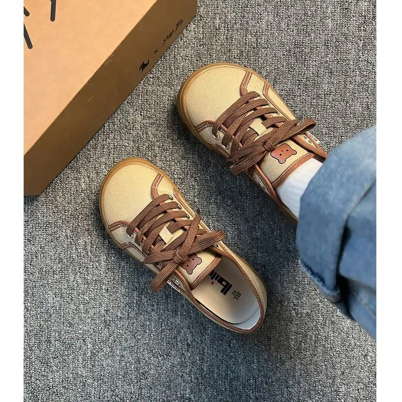 Low Top Sneakers Womam Wide Toe Lace Up Trainers Shoes White Blue Red Canvas Shoes Brand Girls Casual tenis Plimsolls
Low Top Sneakers Womam Wide Toe Lace Up Trainers Shoes White Blue Red Canvas Shoes Brand Girls Casual tenis Plimsolls