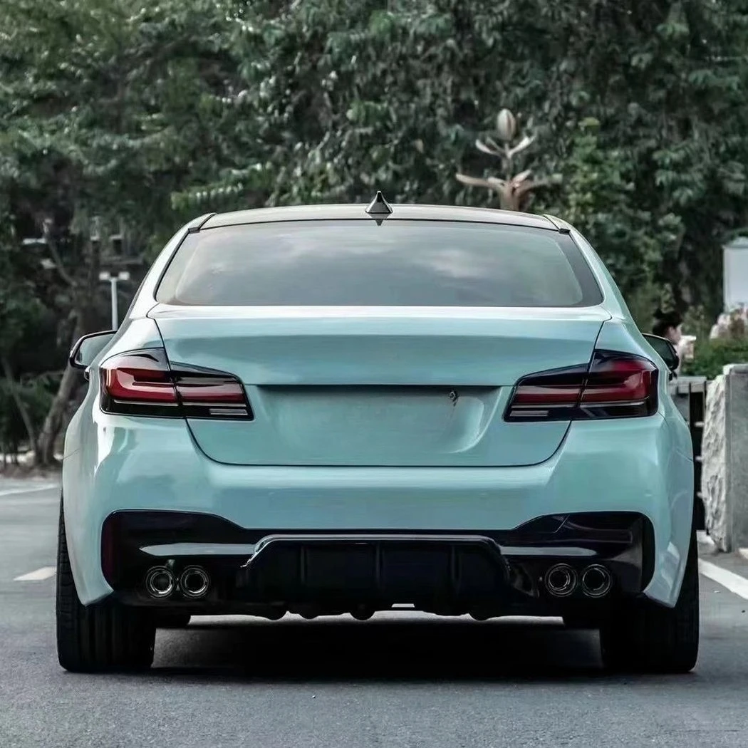 Комплект обвеса M5 (версия без вырезов) для BMW 5 серии F10 (шасси 11-17), обновление до стиля 21-23
Комплект обвеса M5 (версия без вырезов) для BMW 5 серии F10 (шасси 11-17), обновление до стиля 21-23