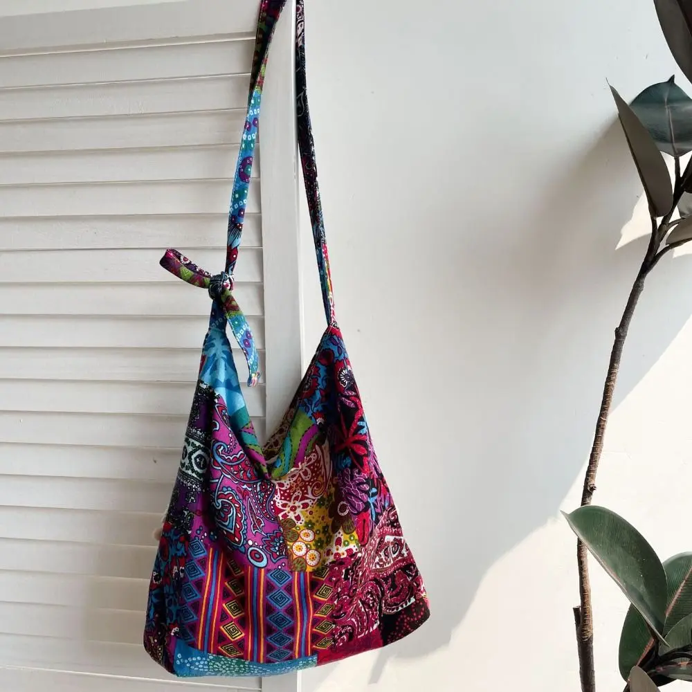 Tassel Ethnic Style Crossbody Bag Large Capacity Cloth Fringe Shoulder Bag Geometric Drawstring Bohemian Tote Bag Women
Tassel Ethnic Style Crossbody Bag Large Capacity Cloth Fringe Shoulder Bag Geometric Drawstring Bohemian Tote Bag Women