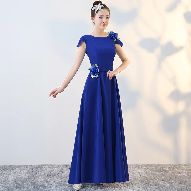 Vintage Elegant Evening Party Dress Women Choir Performance Costume Long Slim Cheongsam Traditional Chinese Temperament Qipao
Vintage Elegant Evening Party Dress Women Choir Performance Costume Long Slim Cheongsam Traditional Chinese Temperament Qipao