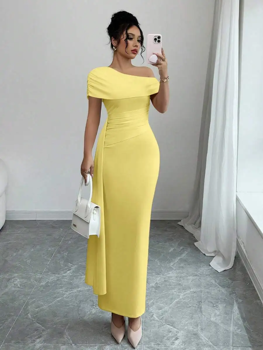 Elegant Off Shoulder Long Dress For Women Solid Color Summer Formal Party
Elegant Off Shoulder Long Dress For Women Solid Color Summer Formal Party