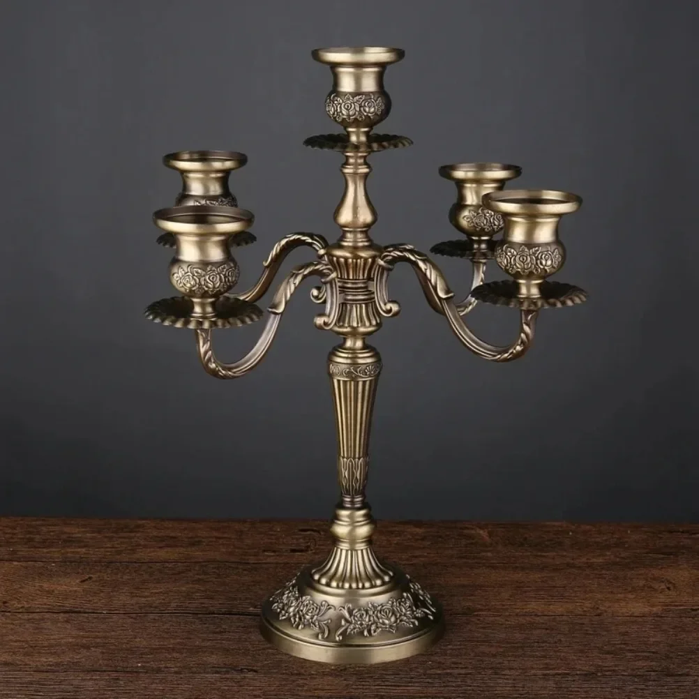 Retro Bronze Candlesticks Metal 5-arms/3 Arms Candle Holders Wedding Table Home Decoration Desktop Ornament Vintage Candle Stand
Retro Bronze Candlesticks Metal 5-arms/3 Arms Candle Holders Wedding Table Home Decoration Desktop Ornament Vintage Candle Stand