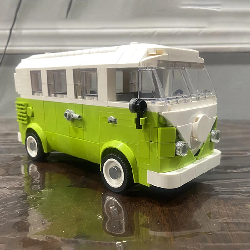 City Car Model MOC Building Bricks Classic Van-Type Transport Truck Modular Technology Children Holiday Gifts Assemble Toys Suit
City Car Model MOC Building Bricks Classic Van-Type Transport Truck Modular Technology Children Holiday Gifts Assemble Toys Suit
