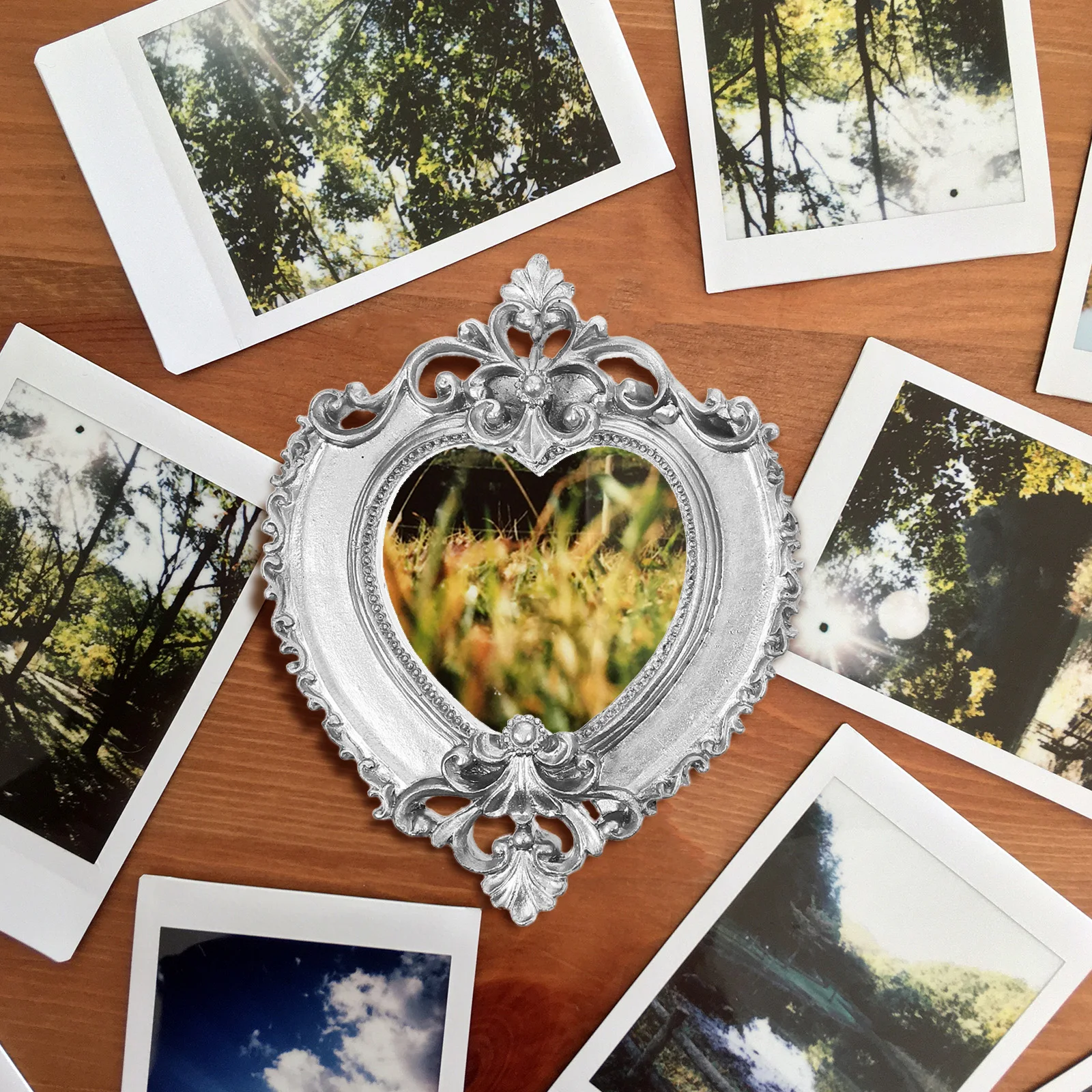 2Pcs Retro Resin Picture Frames Vintage Mini Photo Frames for Table Display Art Decoration Small Golden Frame Bulk Display Props
2Pcs Retro Resin Picture Frames Vintage Mini Photo Frames for Table Display Art Decoration Small Golden Frame Bulk Display Props