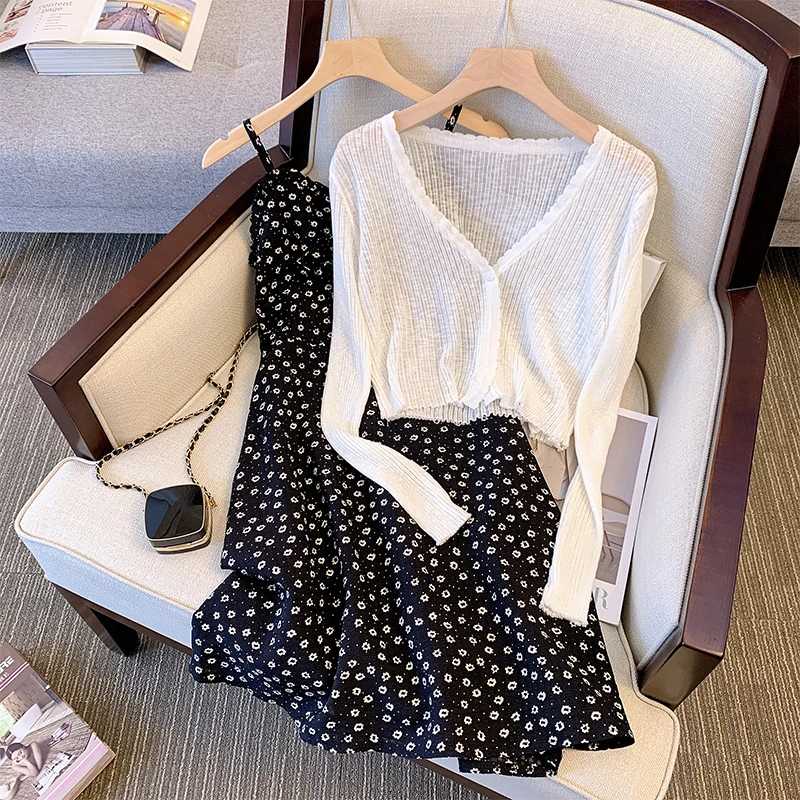 Women Summer Beach Dress Suit Long Sleeves Cardigan And V-Neck Floral Print Slip Dresses Female Casual Two Piece Sets
Women Summer Beach Dress Suit Long Sleeves Cardigan And V-Neck Floral Print Slip Dresses Female Casual Two Piece Sets