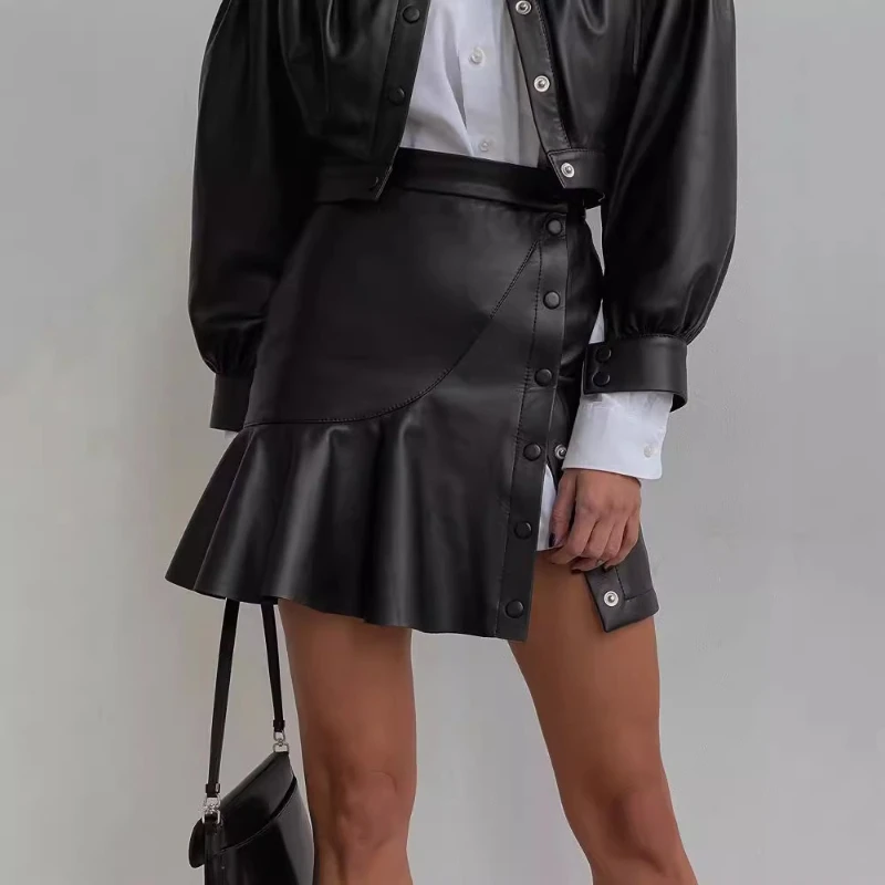 Women's Skirts 2025 Button PU Leather Skirt High Waist Vestidos Patchwork High Street Above Knee Mini Dress Pockets Spliced
Women's Skirts 2025 Button PU Leather Skirt High Waist Vestidos Patchwork High Street Above Knee Mini Dress Pockets Spliced