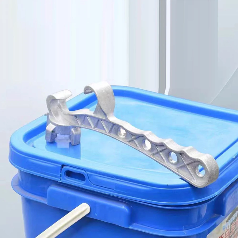 Multifunction Metal Bucket Opener Aluminum Alloy Silver Buckets Lid Wrench Gallon Bucket Opener Home Hand Opener Removal Tool
Multifunction Metal Bucket Opener Aluminum Alloy Silver Buckets Lid Wrench Gallon Bucket Opener Home Hand Opener Removal Tool