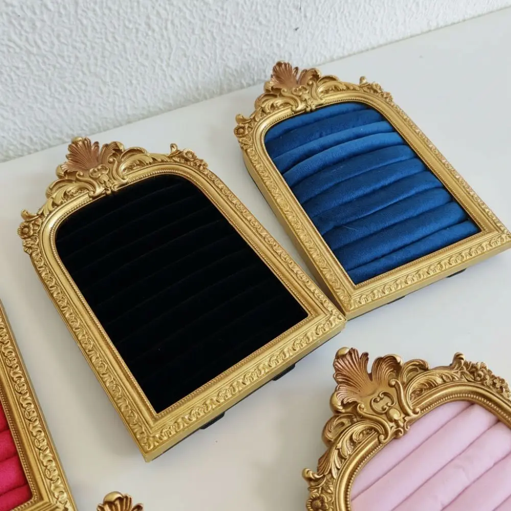 Velvet Picture Frame Jewelry Storage Shelf Vintage Style Picture Frame Shape Earring Ring Shelves Padded Wear-resistant
Velvet Picture Frame Jewelry Storage Shelf Vintage Style Picture Frame Shape Earring Ring Shelves Padded Wear-resistant