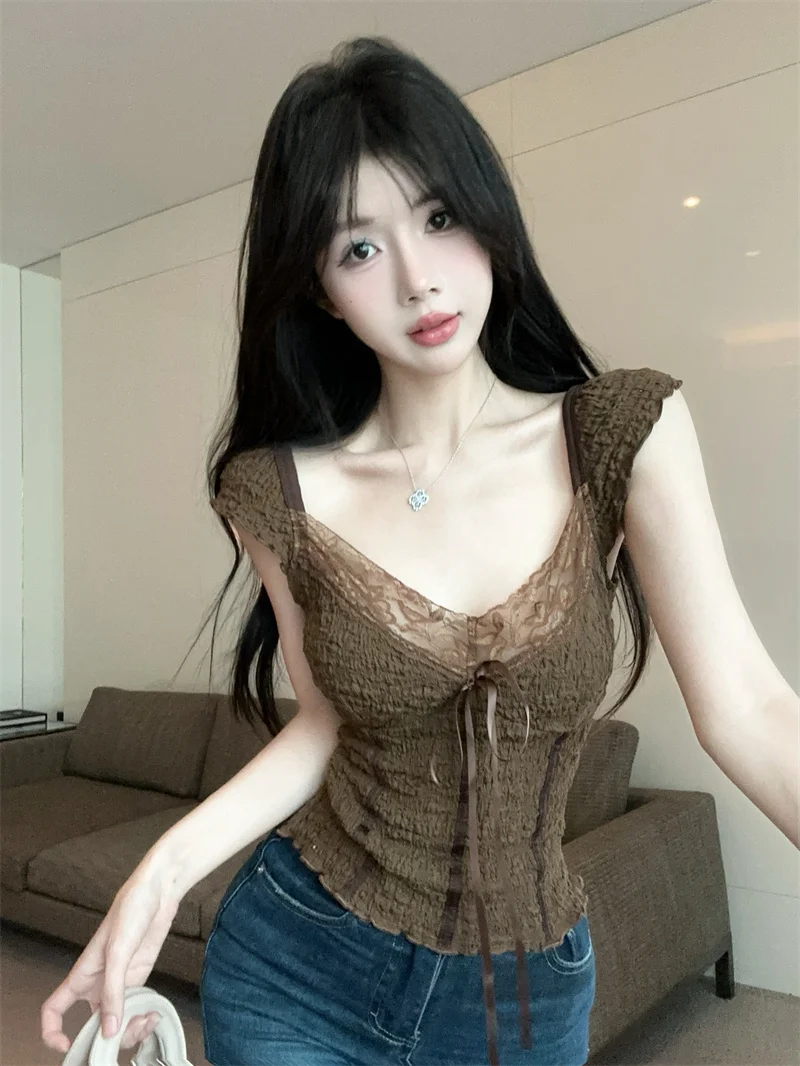 Lace Crop Top Women's Summer New V-Neck Clavicle Base Shirt Short Outerwear Korean Style Commute Fashion Pear Body Type
Lace Crop Top Women's Summer New V-Neck Clavicle Base Shirt Short Outerwear Korean Style Commute Fashion Pear Body Type