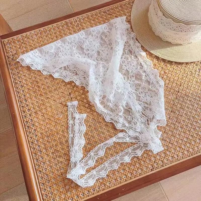 Lace Mini Skirt Butt Curtain Skirt Belted Lace Trim Small Apron Fold Jeans Over Triangular Scarves Women's Korean Hair Scarf
Lace Mini Skirt Butt Curtain Skirt Belted Lace Trim Small Apron Fold Jeans Over Triangular Scarves Women's Korean Hair Scarf