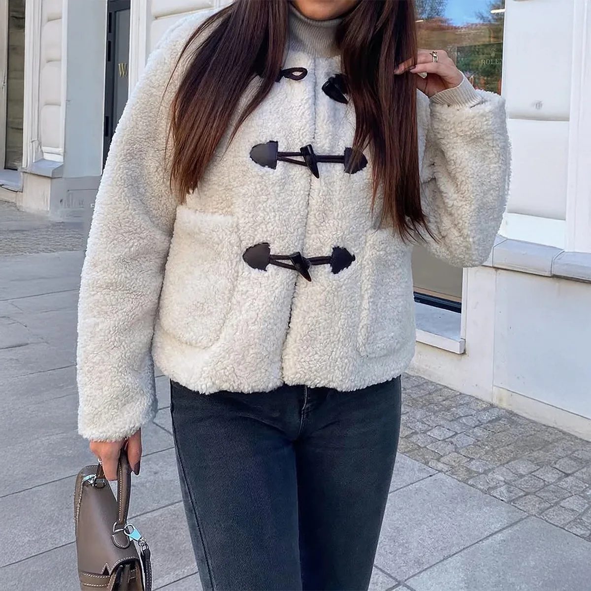 2025 Women Plush Coat with Pockets Long Sleeve Casual Jacket
2025 Women Plush Coat with Pockets Long Sleeve Casual Jacket