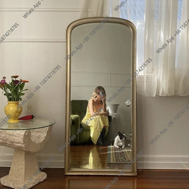 Wind full-length mirror household bedroom cloakroom clothing store Nordic light luxury simple full-body floor mirror
Wind full-length mirror household bedroom cloakroom clothing store Nordic light luxury simple full-body floor mirror