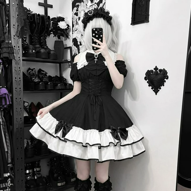 Japanese Gothic Y2k Lolita Style Dress Women Dark Vintage Bow Slim Bandage Short Sleeves Dresses Girls Sweet Party Mini Dresses
Japanese Gothic Y2k Lolita Style Dress Women Dark Vintage Bow Slim Bandage Short Sleeves Dresses Girls Sweet Party Mini Dresses