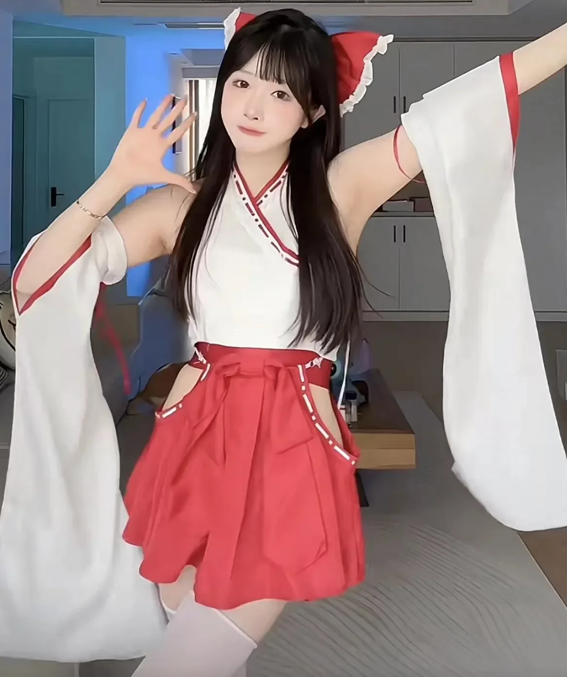 Anime Miyamizu Mitsuha Cosplay Costumes Japanese HIMIKO Kimono Witch Uniform Sexy Bikini Psychic Halloween Costumes
Anime Miyamizu Mitsuha Cosplay Costumes Japanese HIMIKO Kimono Witch Uniform Sexy Bikini Psychic Halloween Costumes