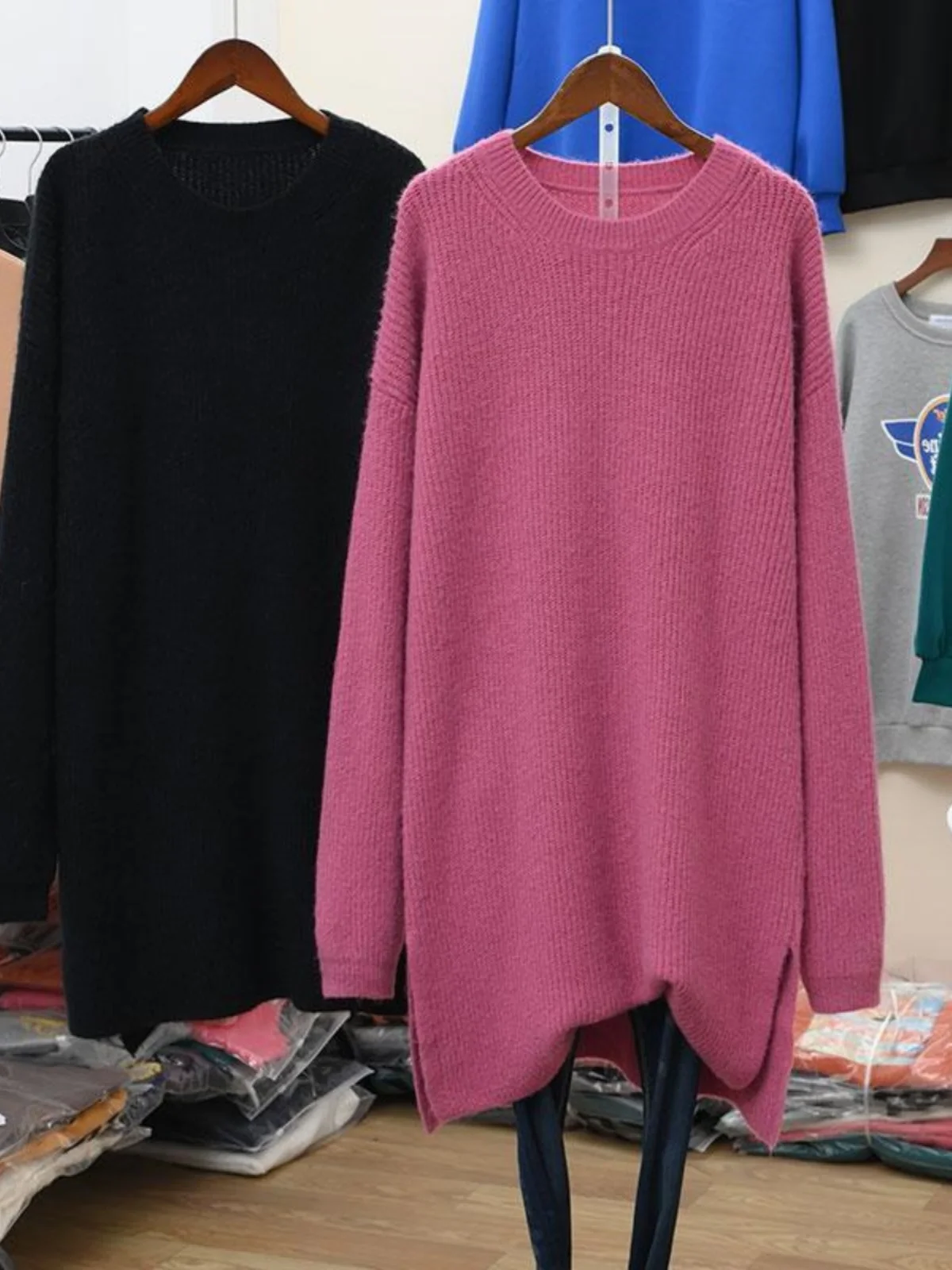 plus Size Autumn Winter Knitted Sweater Long Loose Belly Covering Slimming Casual Top Korean Style round Neck Mid-Length
plus Size Autumn Winter Knitted Sweater Long Loose Belly Covering Slimming Casual Top Korean Style round Neck Mid-Length