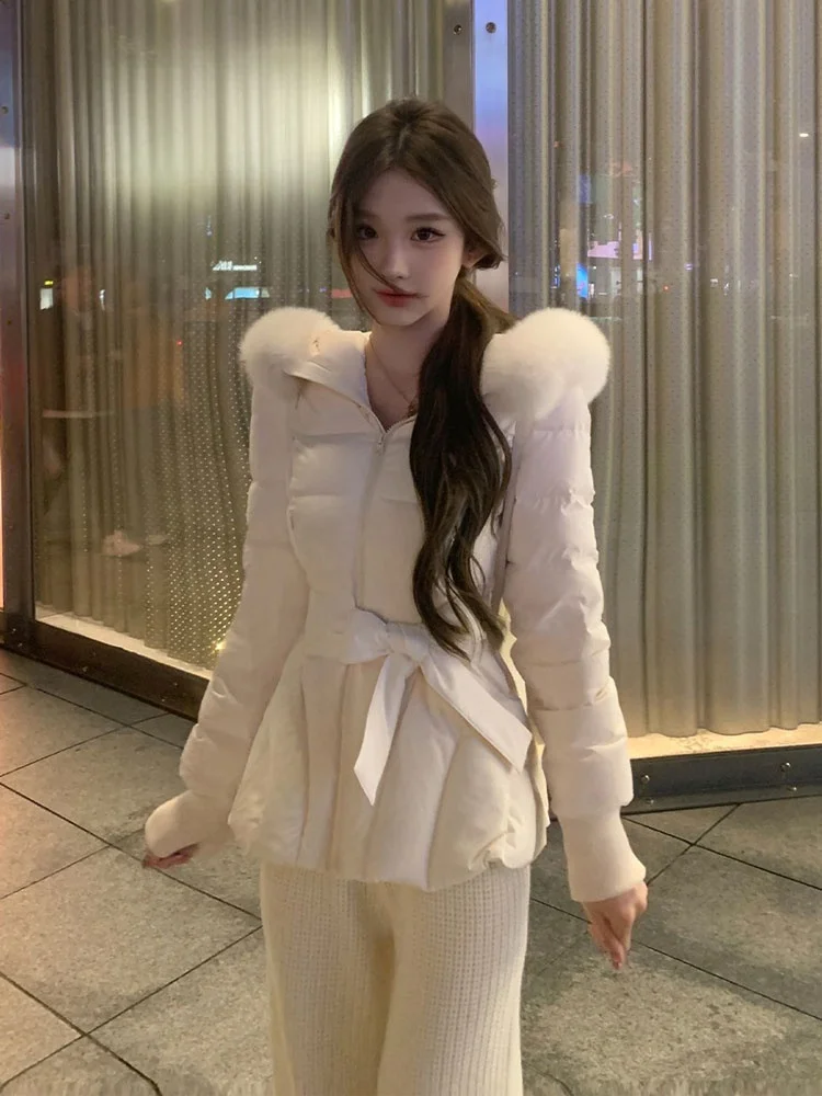 Korean Sle Faionable Belted White Du down Jaet Women's Winter Thiened Warm Hooded Fur Collar Coat Casual Slim Fit
Korean Sle Faionable Belted White Du down Jaet Women's Winter Thiened Warm Hooded Fur Collar Coat Casual Slim Fit