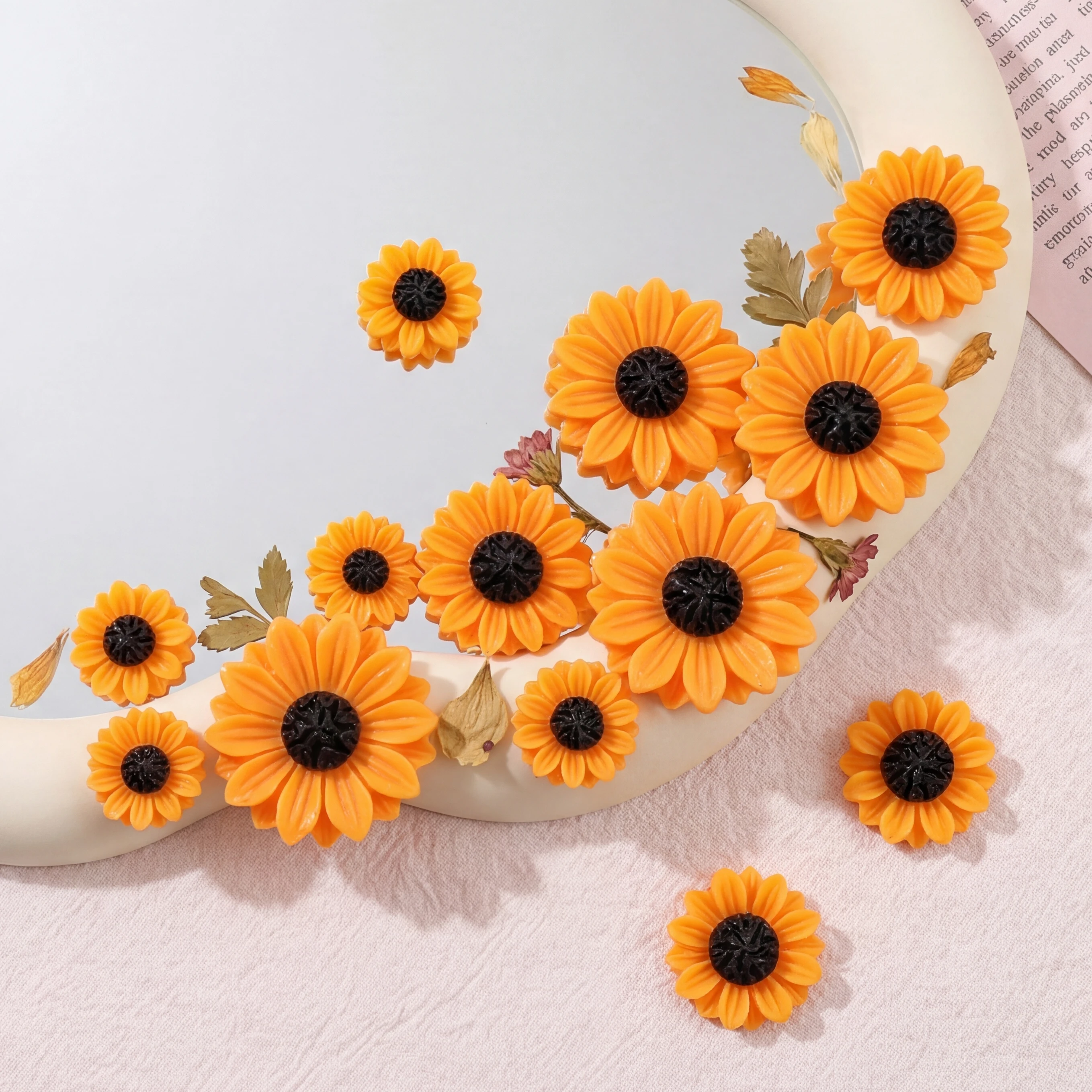 5Pcs/lot 16/19/24/29mm Resin Simulation Sunflower Cute Charms Pendant For DIY Earrings Necklace Jewelry Accessories Making
5Pcs/lot 16/19/24/29mm Resin Simulation Sunflower Cute Charms Pendant For DIY Earrings Necklace Jewelry Accessories Making