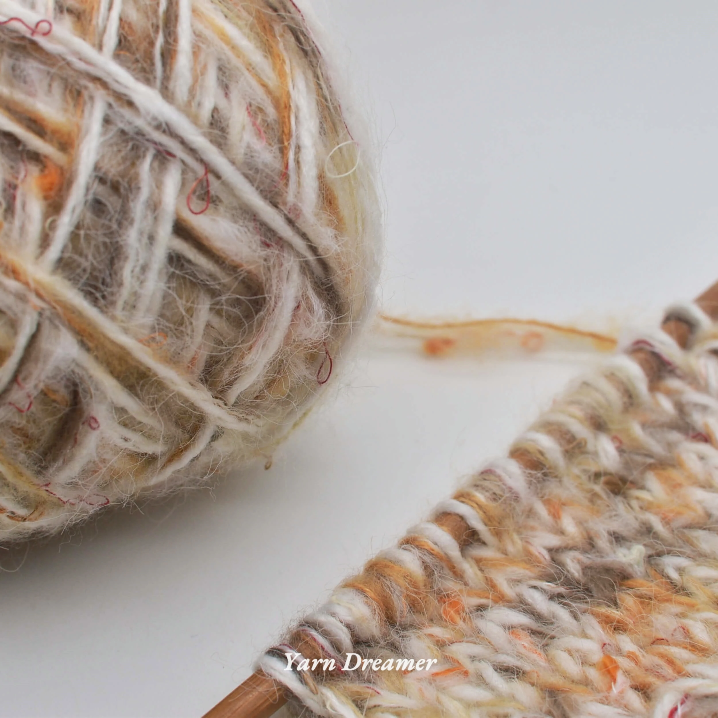 Brown Yellow Scarf Knitting Yarn 100g Gradient Thick Yarn for Crochet Wool Fluffy Yarn for Knitting Thread
Brown Yellow Scarf Knitting Yarn 100g Gradient Thick Yarn for Crochet Wool Fluffy Yarn for Knitting Thread