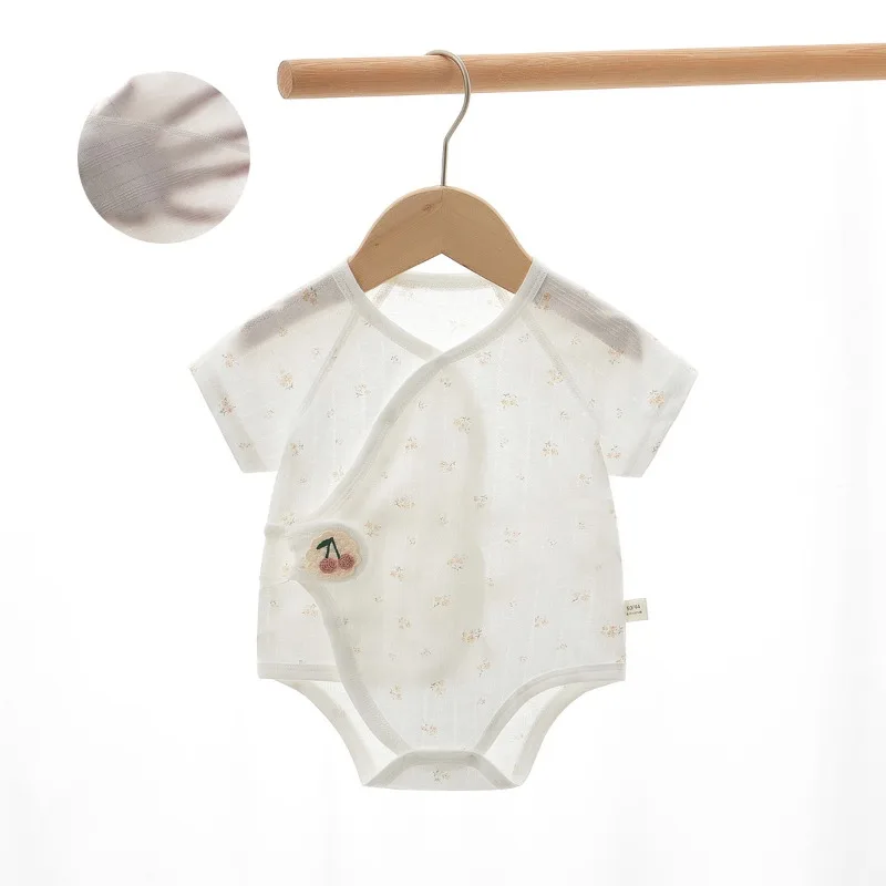 Newborn Baby Fart Wrap Summer Thin Onesie Baby Triangle Romper Short-sleeved Pajamas
Newborn Baby Fart Wrap Summer Thin Onesie Baby Triangle Romper Short-sleeved Pajamas