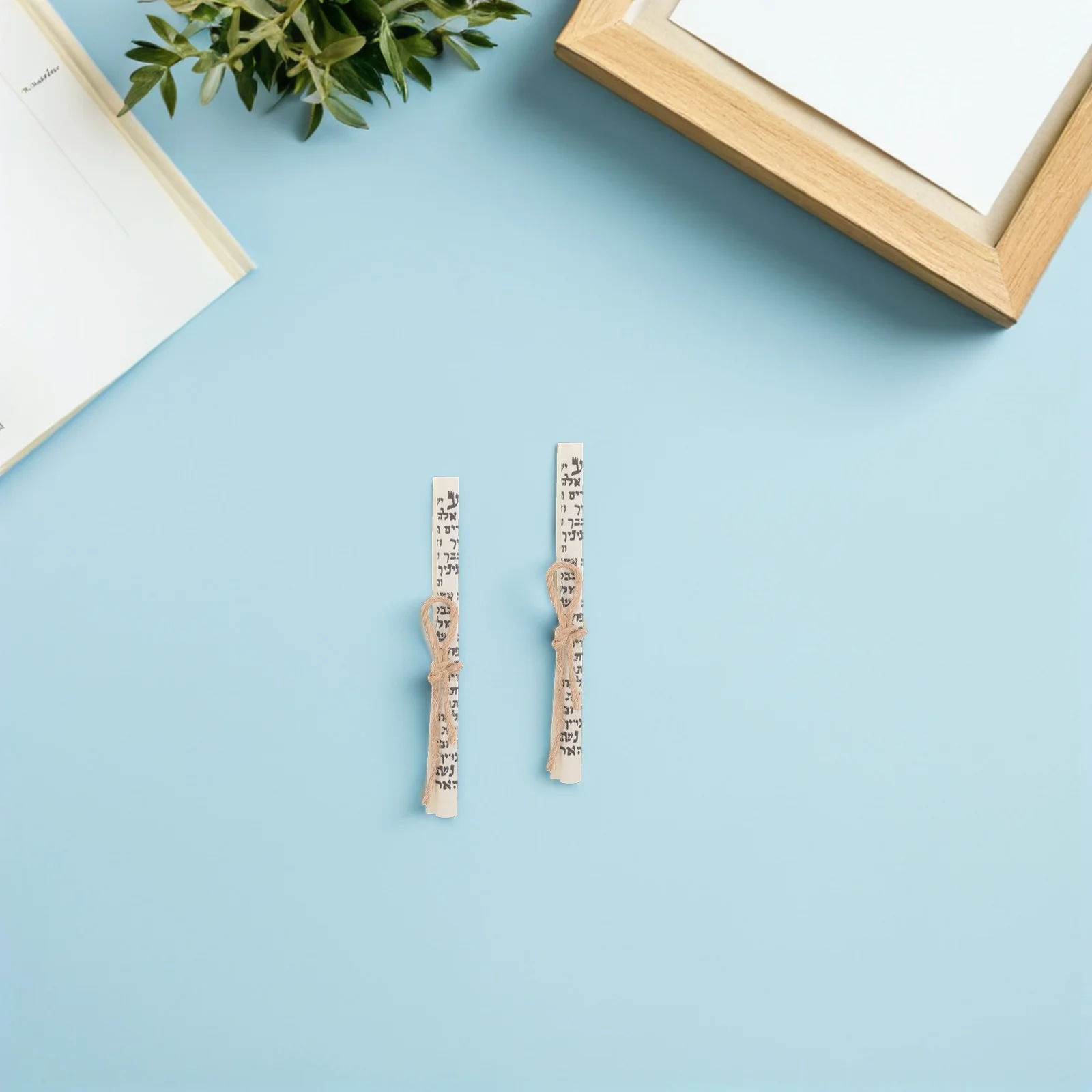 20Pcs Jewish Mezuzah Door Blessing Scroll Kosher Hebrew Scroll Printed Mitzvah Home Display Mitzvah Door Bless Scrolls
20Pcs Jewish Mezuzah Door Blessing Scroll Kosher Hebrew Scroll Printed Mitzvah Home Display Mitzvah Door Bless Scrolls