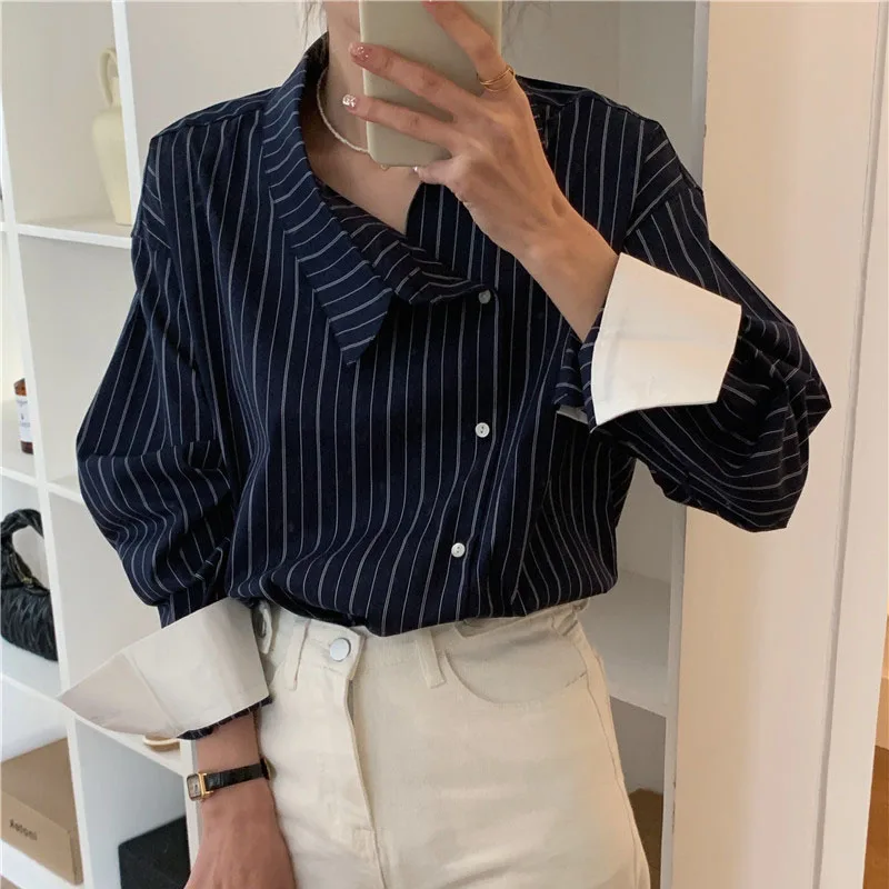 Chic Early Spring Women's Shirt Long Sleeve Collar Striped Color Block Single Button Design Korean Style Commute Fashion
Chic Early Spring Women's Shirt Long Sleeve Collar Striped Color Block Single Button Design Korean Style Commute Fashion