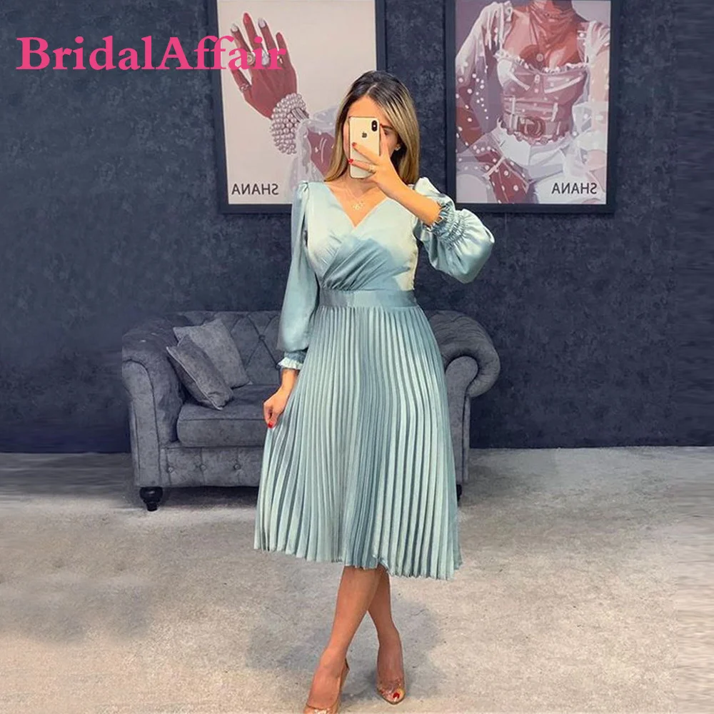 BridalAffair Modest A Line Satin Pleats Prom Dresses Long Sleeves V Neck Party Gowns Black Short Mother Formal Occasion Dress
BridalAffair Modest A Line Satin Pleats Prom Dresses Long Sleeves V Neck Party Gowns Black Short Mother Formal Occasion Dress
