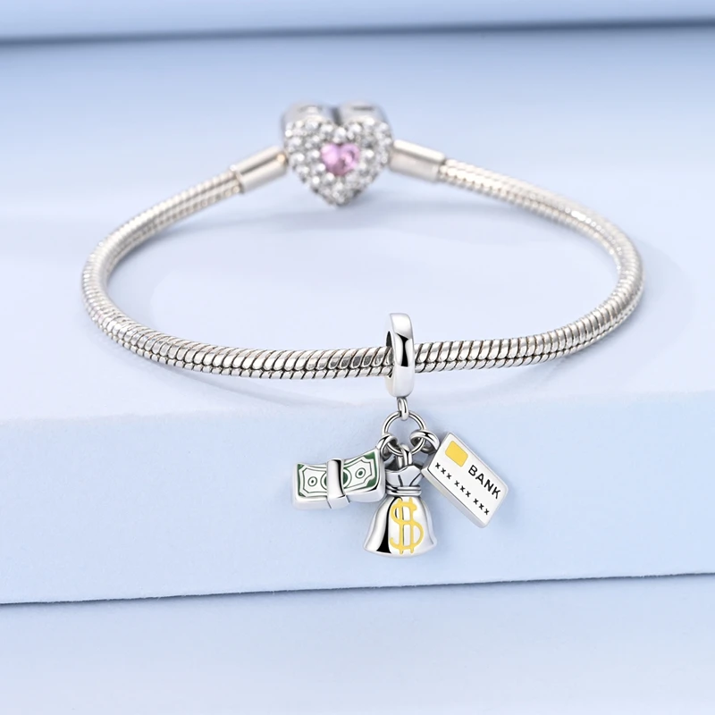 Poker Spades K and Hearts Q Beads Charms Pendants Fit 925 Silver Original Bracelet Fine DIY Birthday Jewelry Exquisite Gifts
Poker Spades K and Hearts Q Beads Charms Pendants Fit 925 Silver Original Bracelet Fine DIY Birthday Jewelry Exquisite Gifts