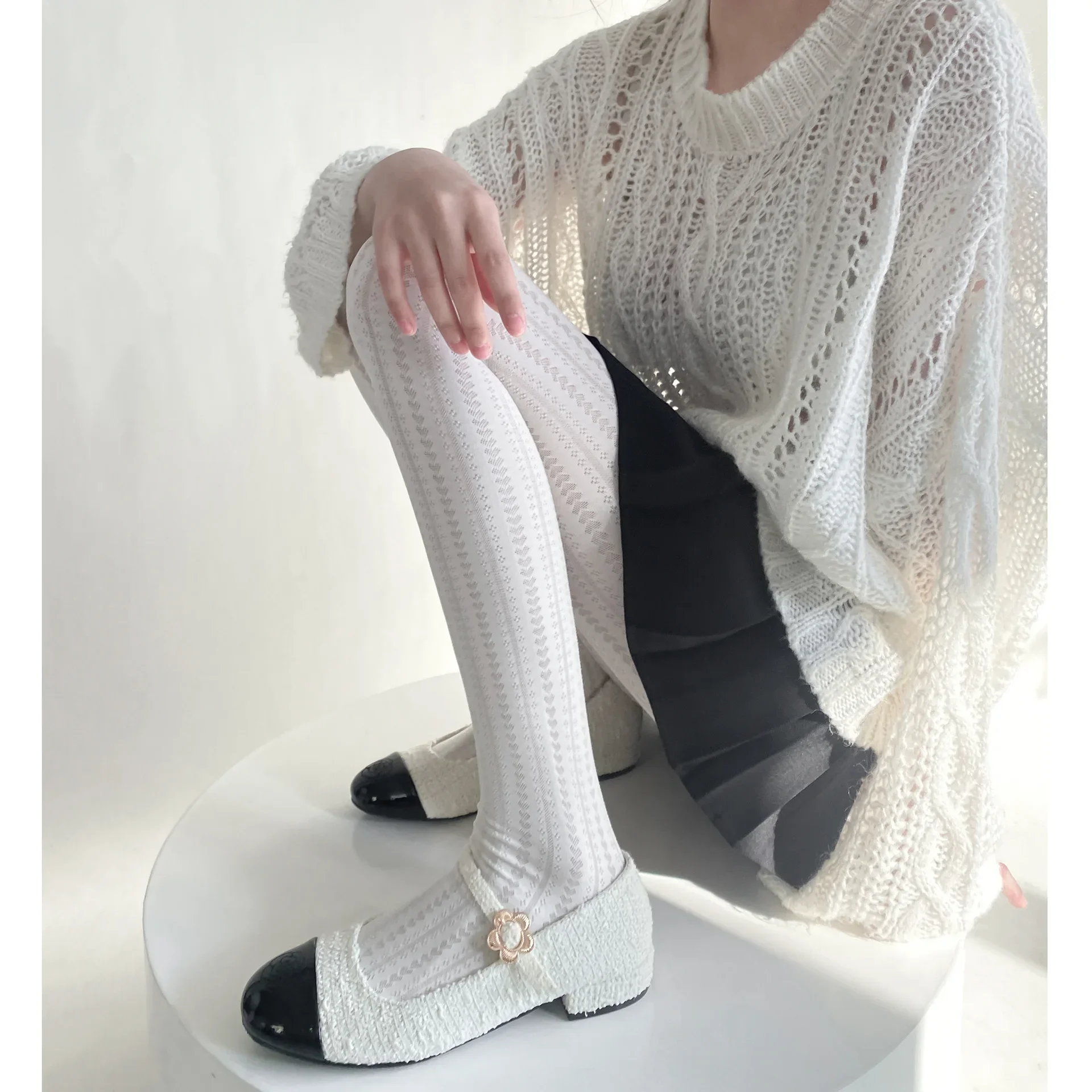 Женские чулки, сексуальные тонкие колготки, весенне-осенне-зимние леггинсы, новые однотонные суперэластичные колготки в стиле ретро, чулки
Женские чулки, сексуальные тонкие колготки, весенне-осенне-зимние леггинсы, новые однотонные суперэластичные колготки в стиле ретро, чулки