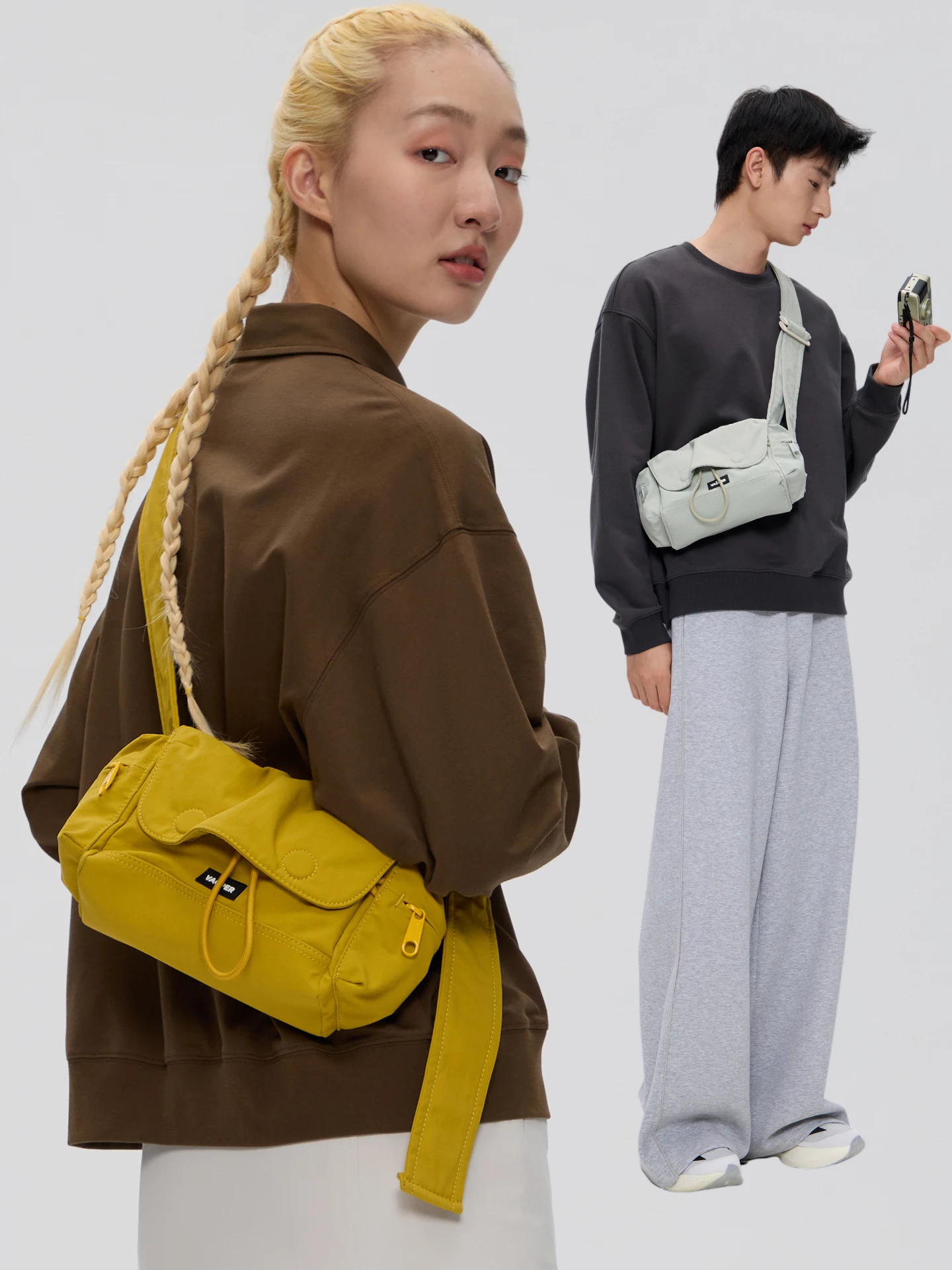 VAOPER Simple Crossbody Bag Unisex Commuter Single Shoulder Lightweight Sporty Backpack Daily Casual Nylon Square Bag
VAOPER Simple Crossbody Bag Unisex Commuter Single Shoulder Lightweight Sporty Backpack Daily Casual Nylon Square Bag