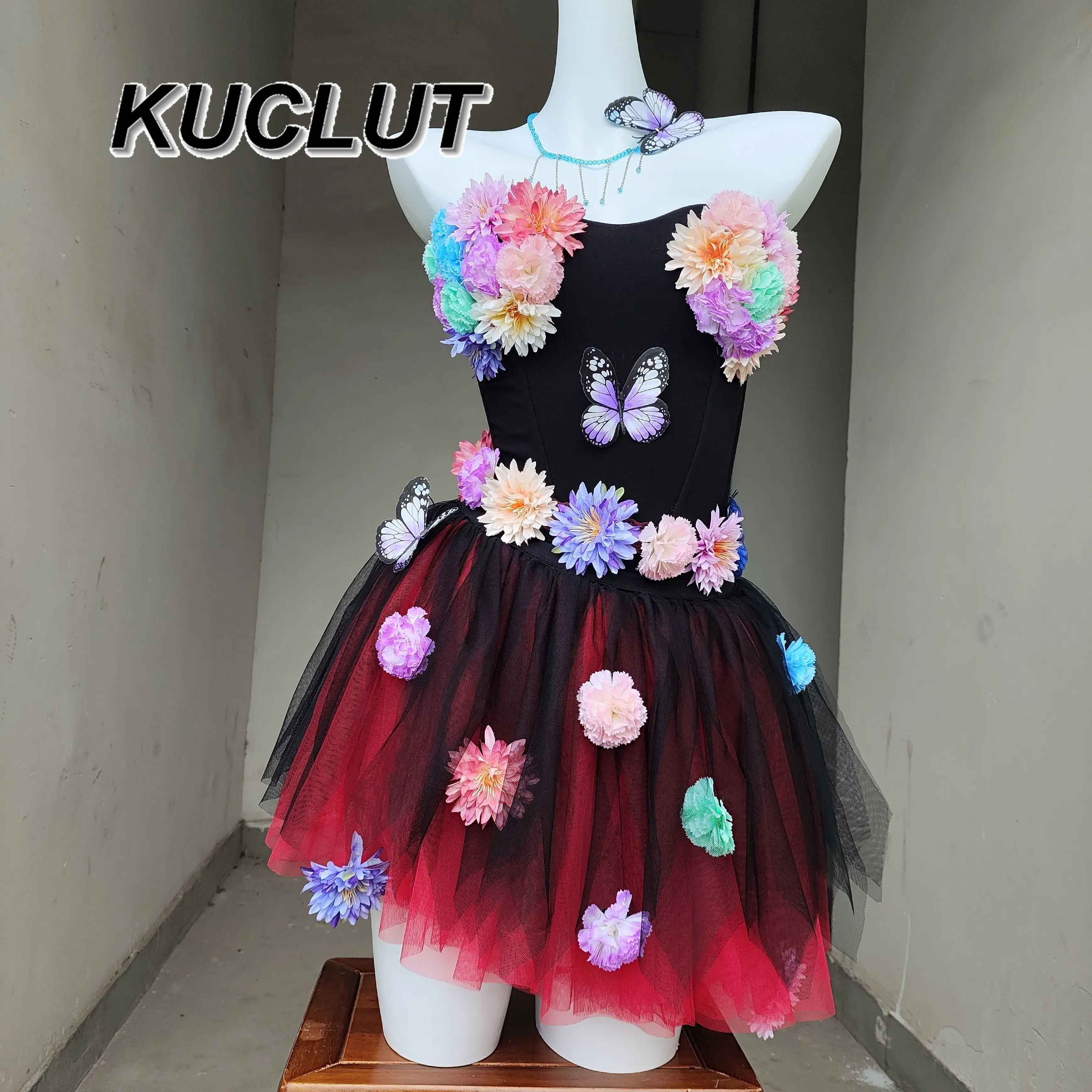 Top and Skirt Set Gothic Style Black and Red Princess Colorful Flower Fishbone Bra Split Suit Summer Women's Two Piece Sets
Top and Skirt Set Gothic Style Black and Red Princess Colorful Flower Fishbone Bra Split Suit Summer Women's Two Piece Sets