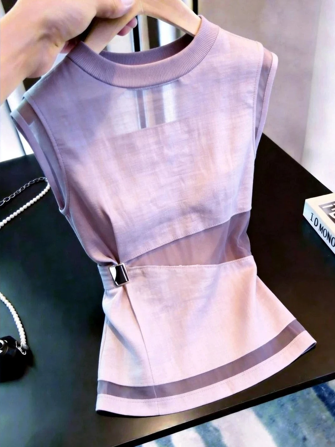 Fashionable Sleeveless Design Sensation Elegant Small Shirt Vest Pure Color Casual Summer Light Maturity Style Versatile Top
Fashionable Sleeveless Design Sensation Elegant Small Shirt Vest Pure Color Casual Summer Light Maturity Style Versatile Top