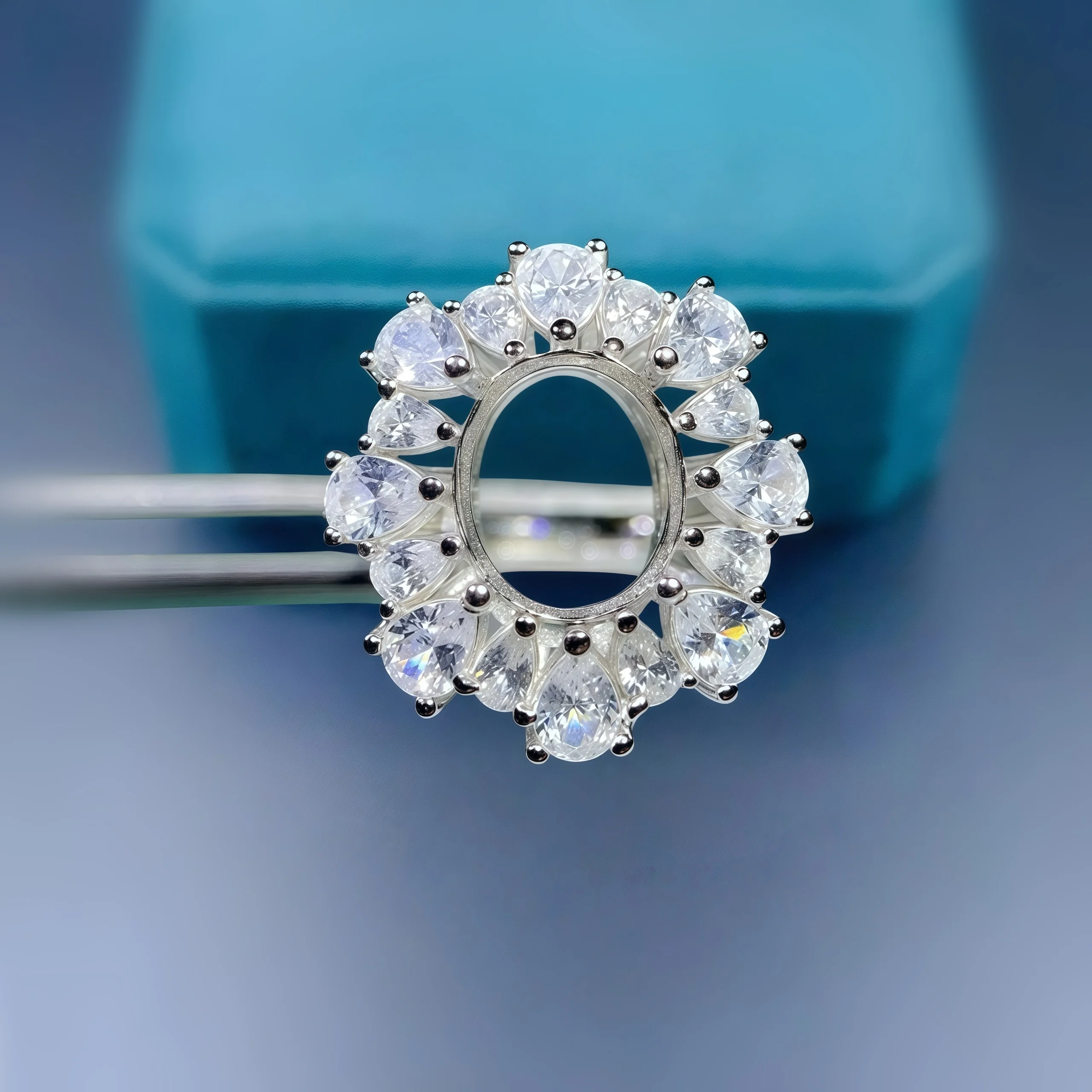 S925 Sterling Silver DIY Empty Holder Ring Settings 8*10 Oval Stone Fine Luxury Zircon Flower Design Jewelry Accessory for Woman
S925 Sterling Silver DIY Empty Holder Ring Settings 8*10 Oval Stone Fine Luxury Zircon Flower Design Jewelry Accessory for Woman
