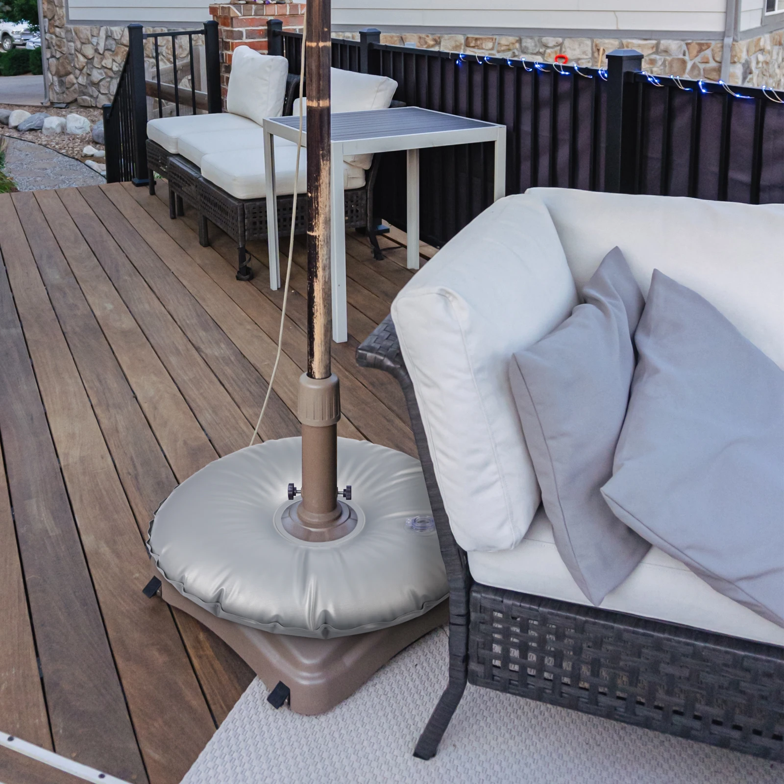 Water-Filled Sun Umbrella Base For Beach Outdoor Stand Gazebo Pvc Heavy Duty Flag Weight Bag Beach Umbrella Holder Sand Base 
Water-Filled Sun Umbrella Base For Beach Outdoor Stand Gazebo Pvc Heavy Duty Flag Weight Bag Beach Umbrella Holder Sand Base