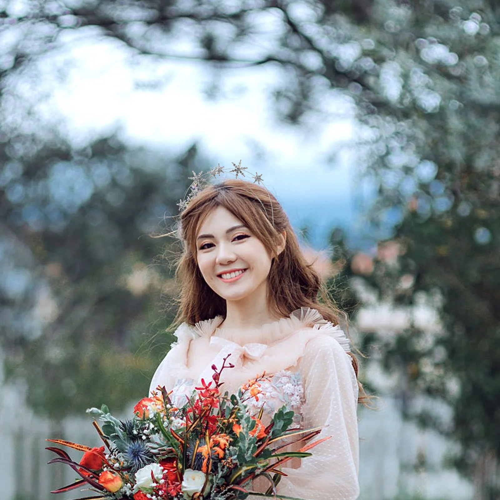 1Pcs Crystal Crown Star Hairband Elegant Rhinestone Headband Bridal Wedding Party Hair Jewelry Women Girls Star Headband
1Pcs Crystal Crown Star Hairband Elegant Rhinestone Headband Bridal Wedding Party Hair Jewelry Women Girls Star Headband