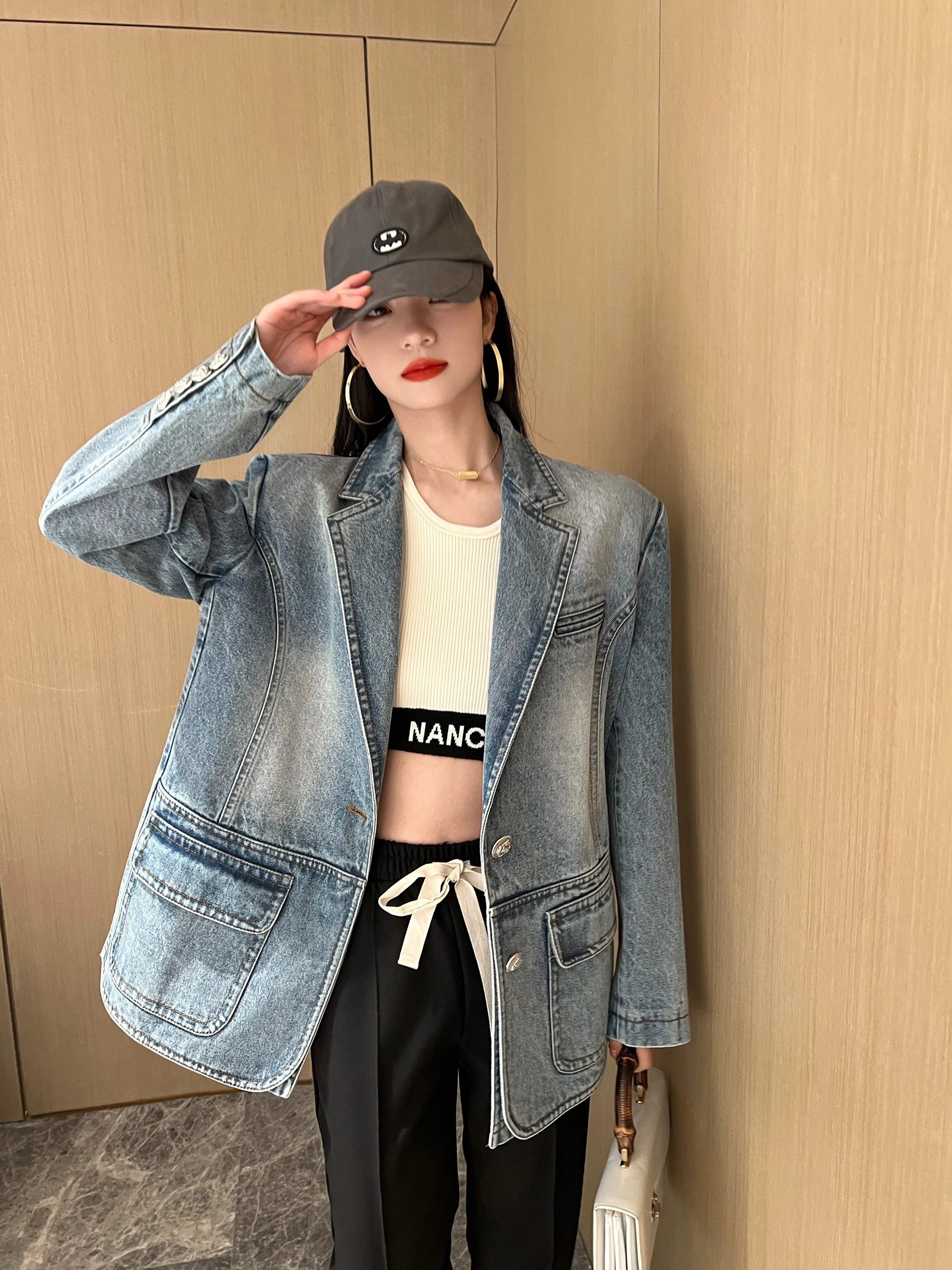 NancyCavally Modern Deconstructed Multi-Waed Denim Jaet Double Layered Suit Sle Women's Streetwear Loose Fit Cotton
NancyCavally Modern Deconstructed Multi-Waed Denim Jaet Double Layered Suit Sle Women's Streetwear Loose Fit Cotton