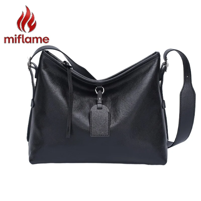 Tote Bag Full-Grain Vegetable-Tanned Leather Large Capacity Shoulder Crossbody Bag Elegant Work commute Stylish
Tote Bag Full-Grain Vegetable-Tanned Leather Large Capacity Shoulder Crossbody Bag Elegant Work commute Stylish