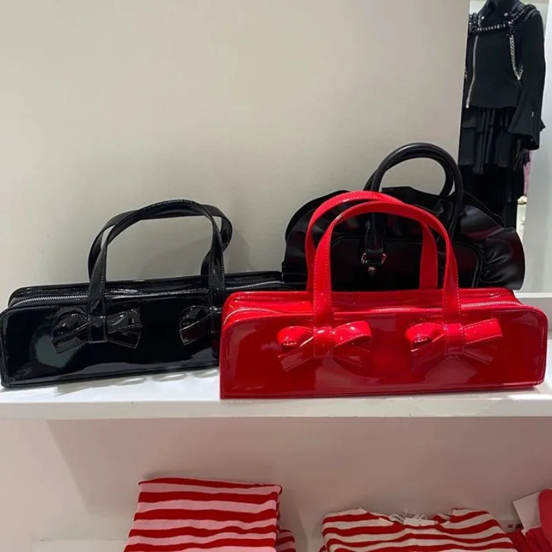 Personalized Spicy Girl Y2K Bright Leather Handbags for Women Fashionable Cute Girl Red Bow Design Women's Bag 2024 New
Personalized Spicy Girl Y2K Bright Leather Handbags for Women Fashionable Cute Girl Red Bow Design Women's Bag 2024 New