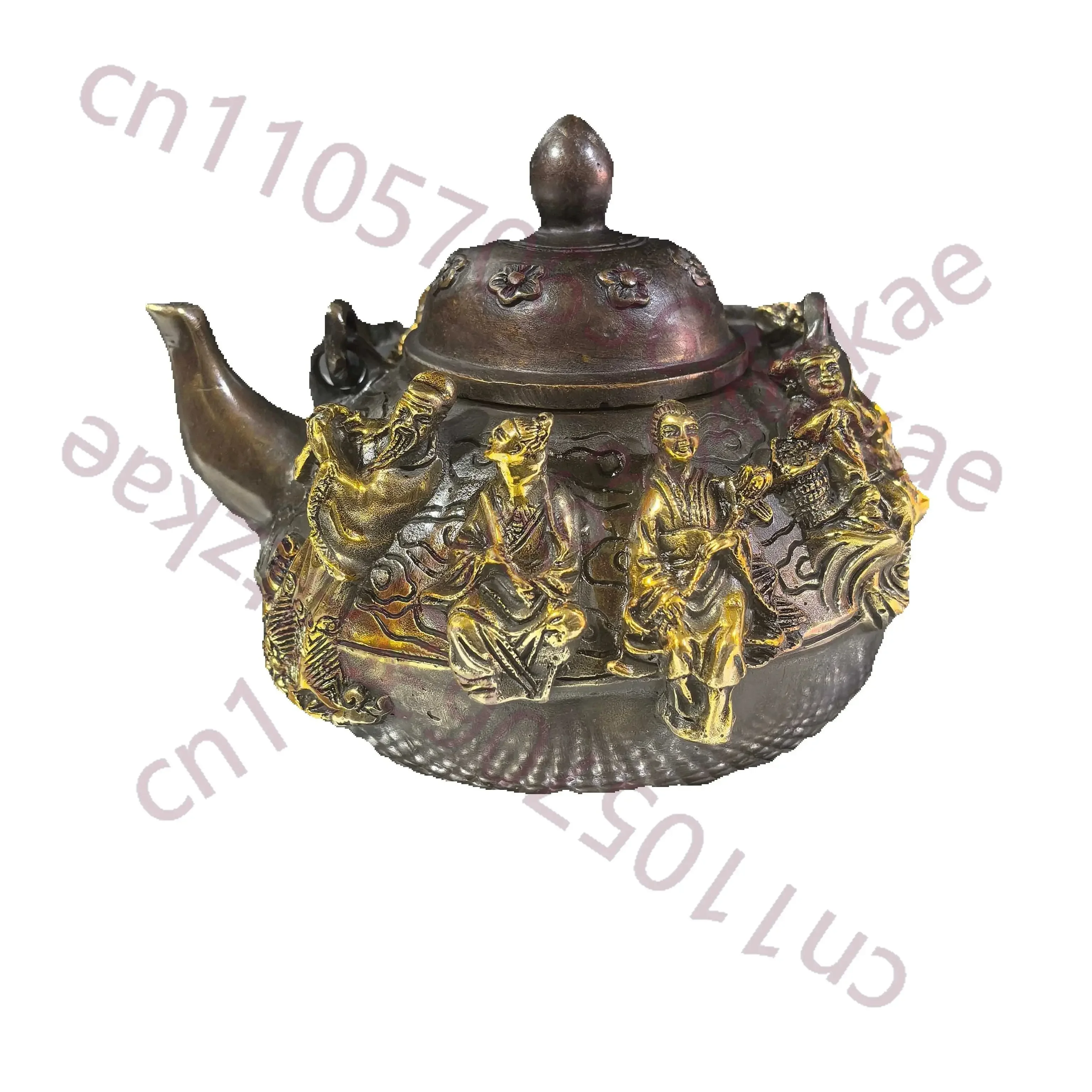 Chinese Folk Collection of Old pure copper teapot with gilded relief of the Eight Immortals wine pot
Chinese Folk Collection of Old pure copper teapot with gilded relief of the Eight Immortals wine pot