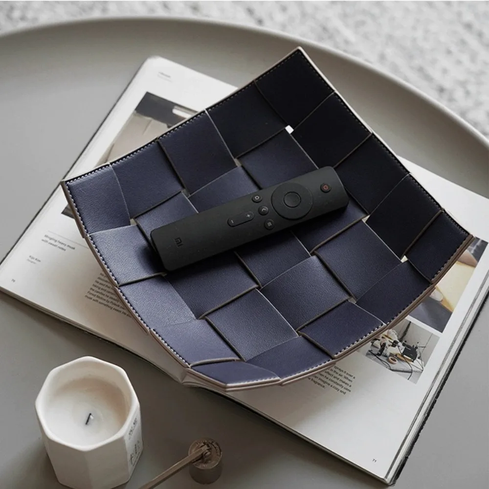 Waterproof Leather Woven Storage Tray Multi-functional Square Trinket Storage Dish Convenient Advanced Entrance Key Tray Home
Waterproof Leather Woven Storage Tray Multi-functional Square Trinket Storage Dish Convenient Advanced Entrance Key Tray Home