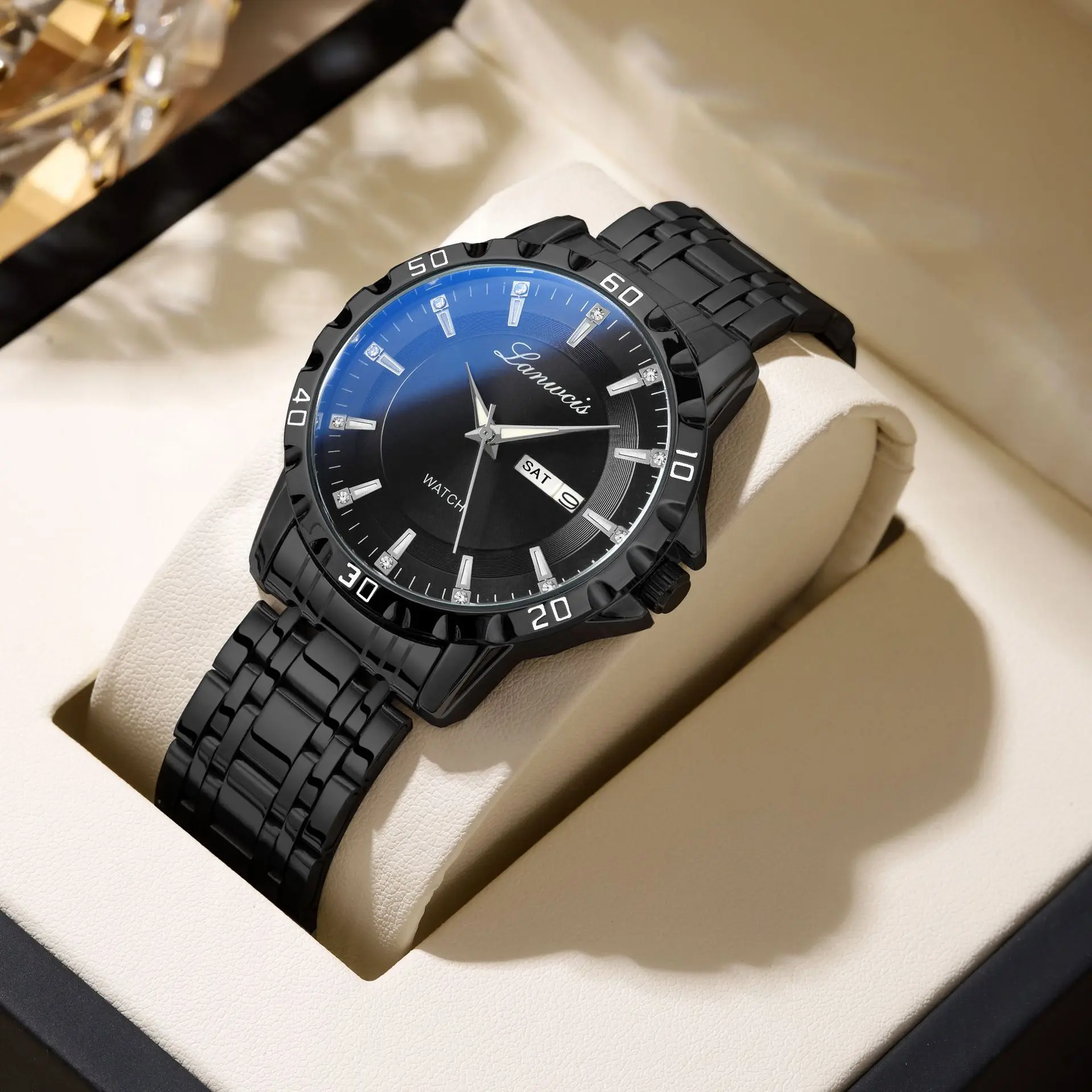 UTHAI новые мужские часы модный крутой календарь ночник водостойкая стальная полоса спортивный стиль немеханические кварцевые часы 
UTHAI новые мужские часы модный крутой календарь ночник водостойкая стальная полоса спортивный стиль немеханические кварцевые часы